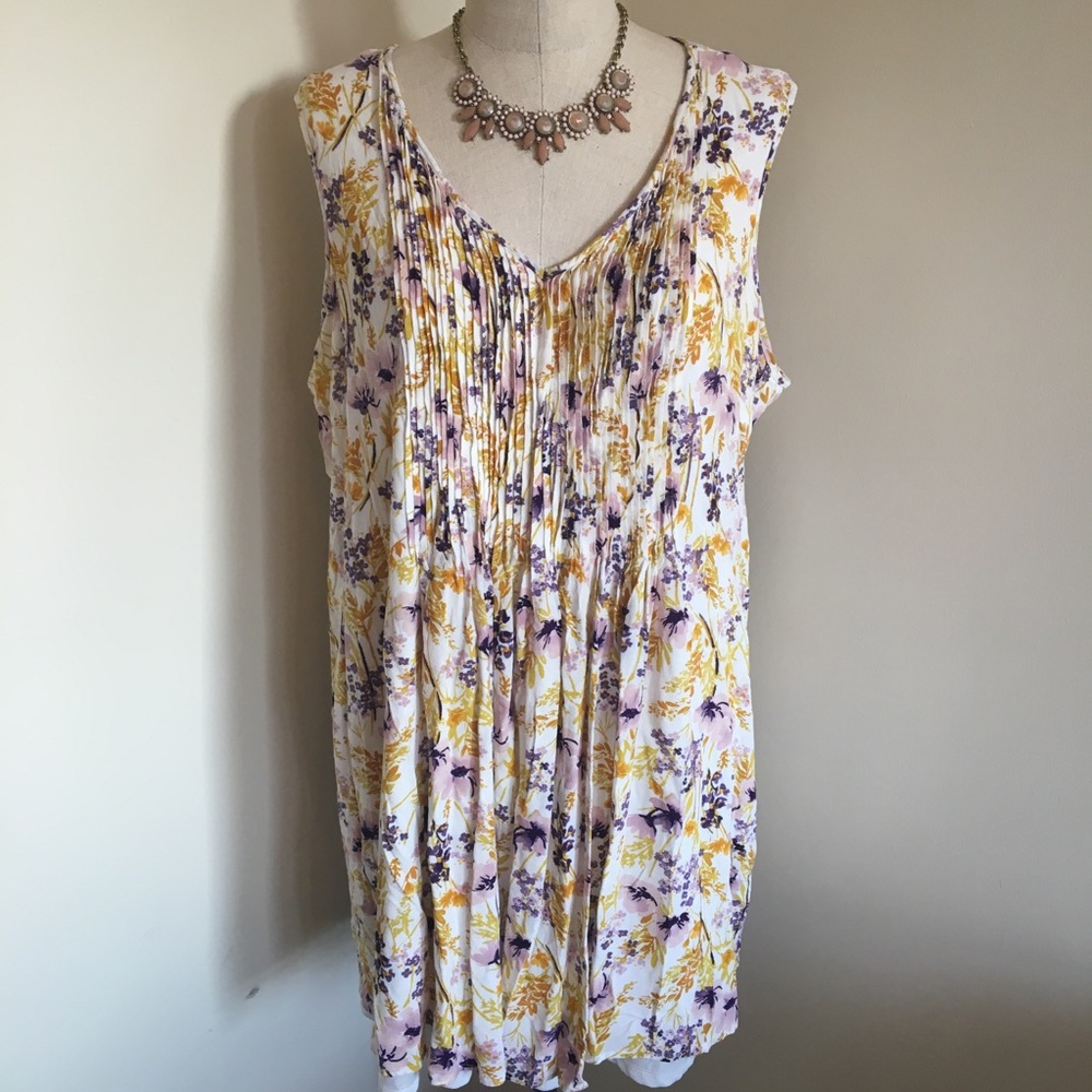 💖 Floral Old Navy Sleeveless Blouse